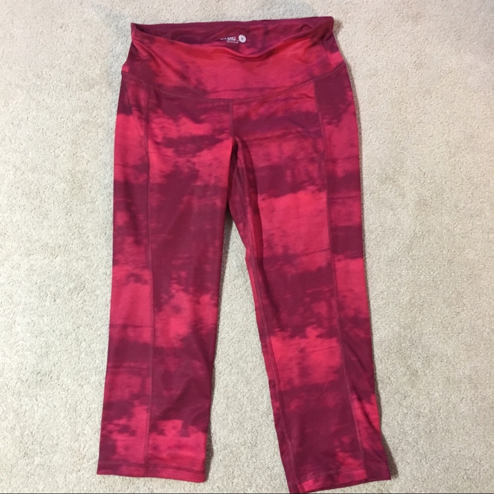 Old Navy Active Go Dry Capris Pink